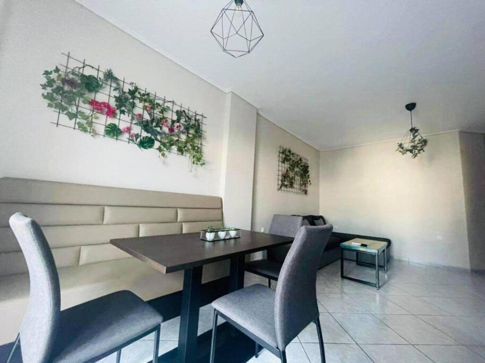 Relaxing 2 Bdr Apartment อิโออันนินา ภายนอก รูปภาพ